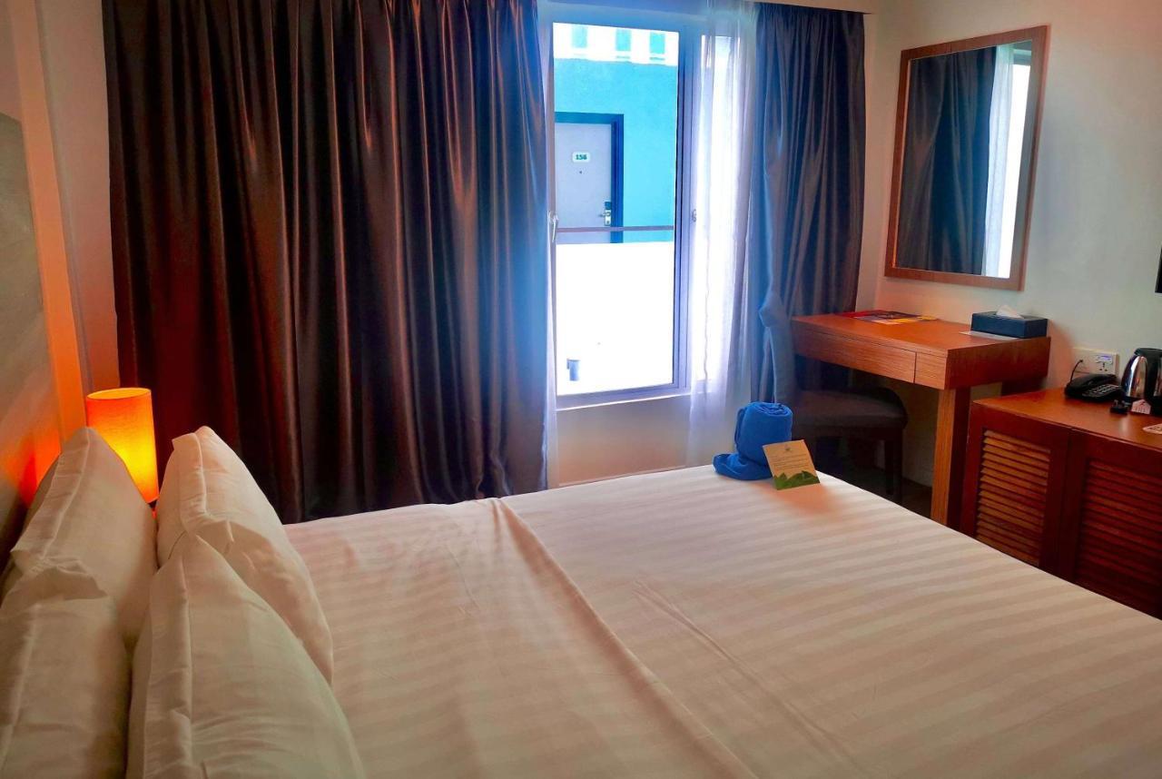 Ramada By Wyndham Langkawi Marina Hotel Kuah Eksteriør billede